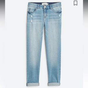 Brand New Jaylah Roll Cuffed Mid Rise Boyfriend Jean, Size 4.
